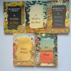 A Wrinkle in Time 5 Book Set by Madeleine L'Engle